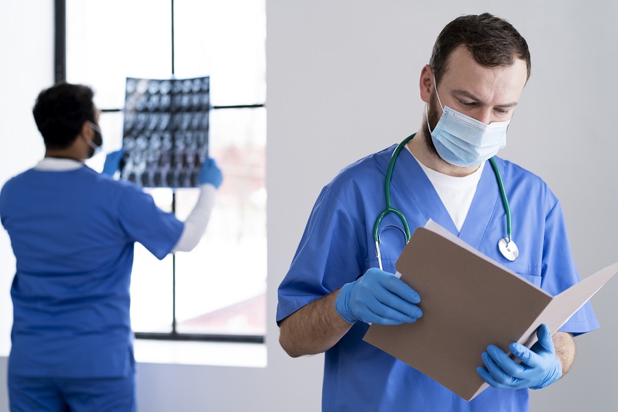 Top-Rated Thoracic Surgeons in the UK for Minimally Invasive Procedures